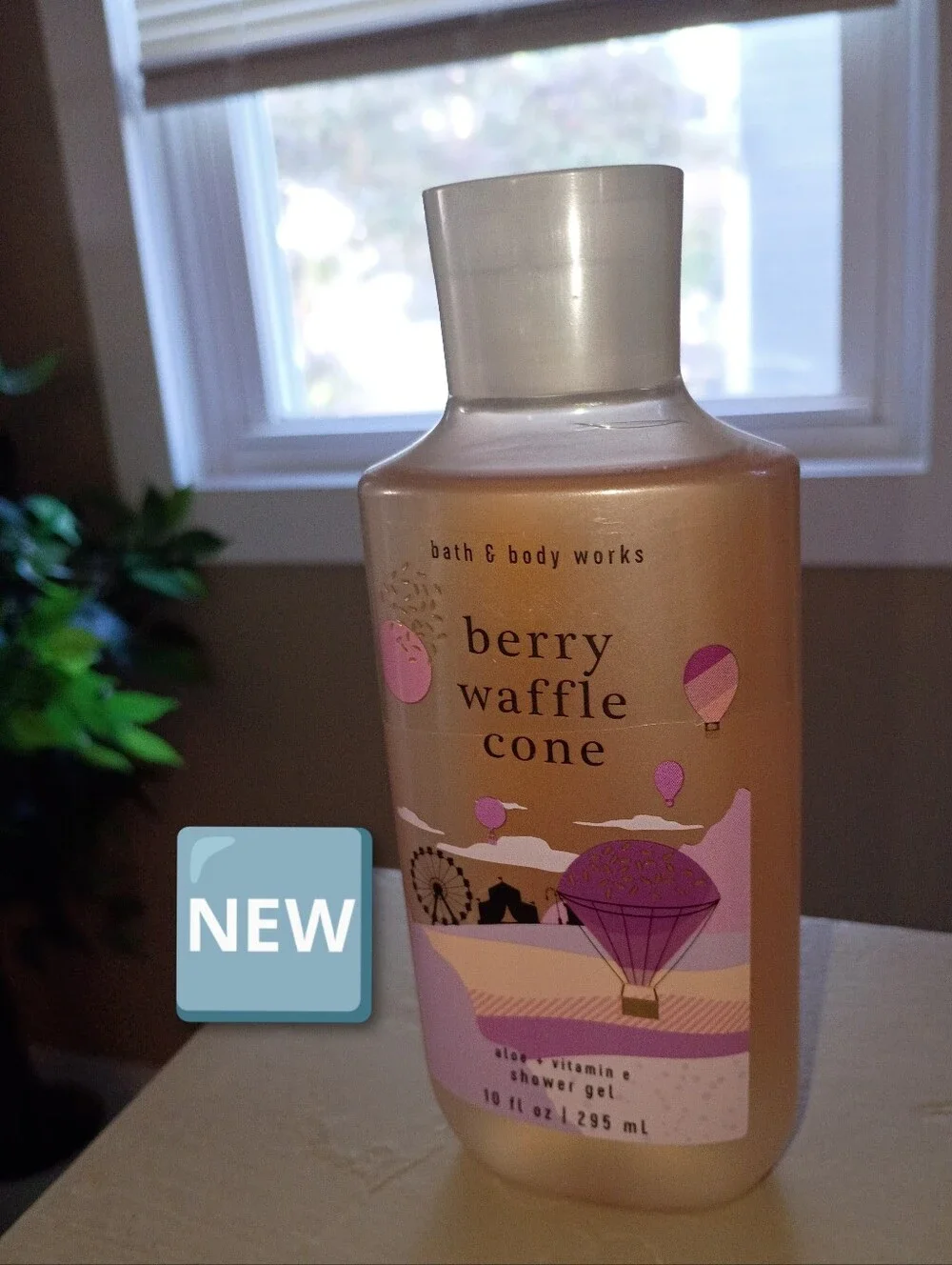 B&BW Berry Waffle Cone Shower Gel Bottle